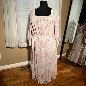 A beautiful soul/Arula dress with all the details